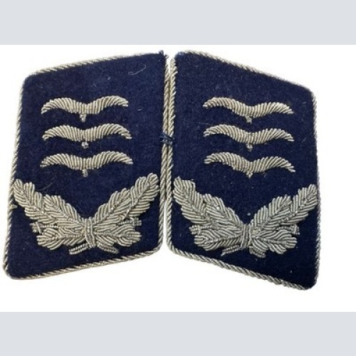 WWII  LUFTWAFFE - PAAR KRAGENSPIEGEL - Hauptmann SANITÄTS-TRUPPE