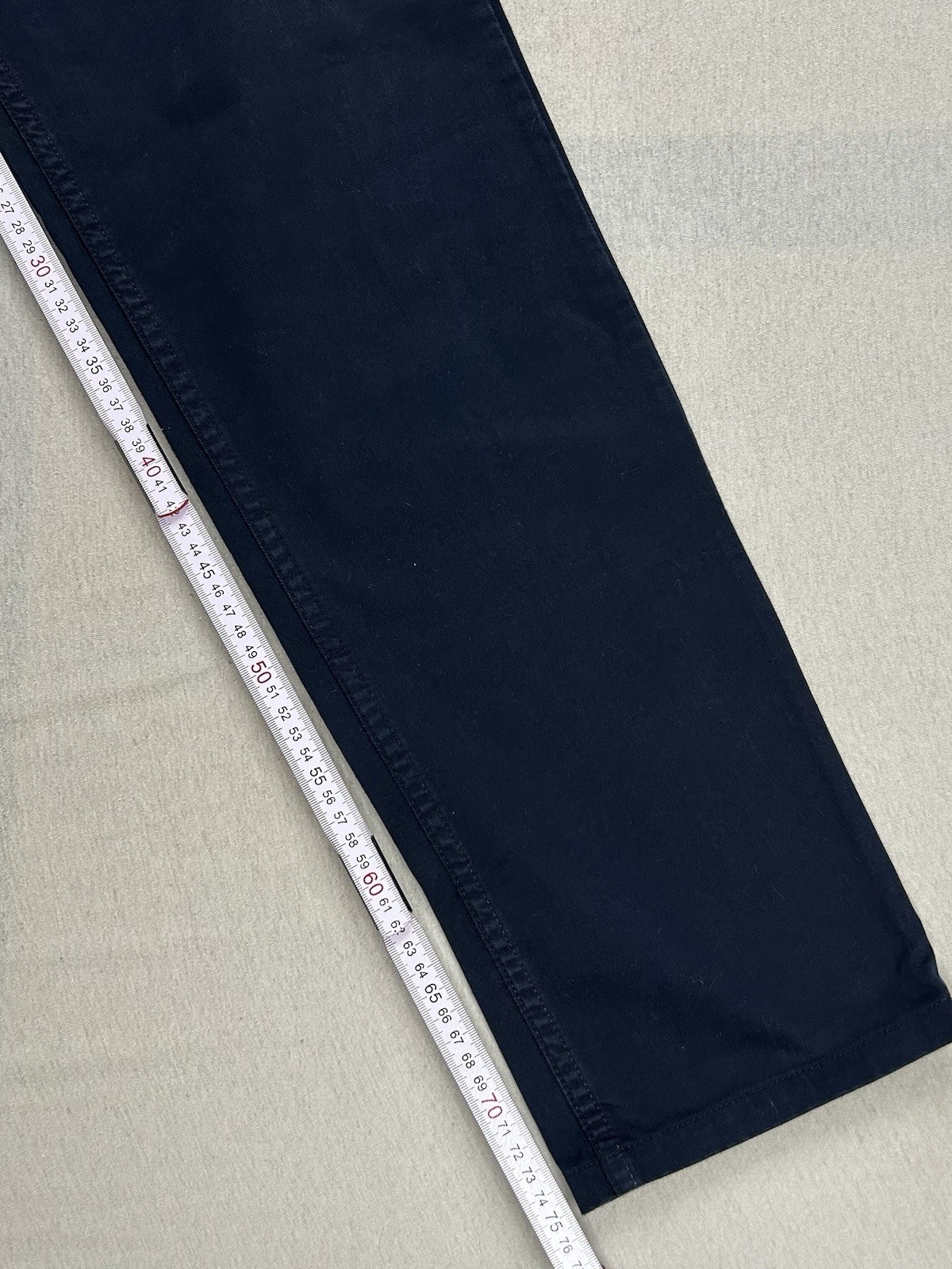 Dünne Calvin Klein Herren Jeans W31 L34 Dunkelblau Maße auf Fotos