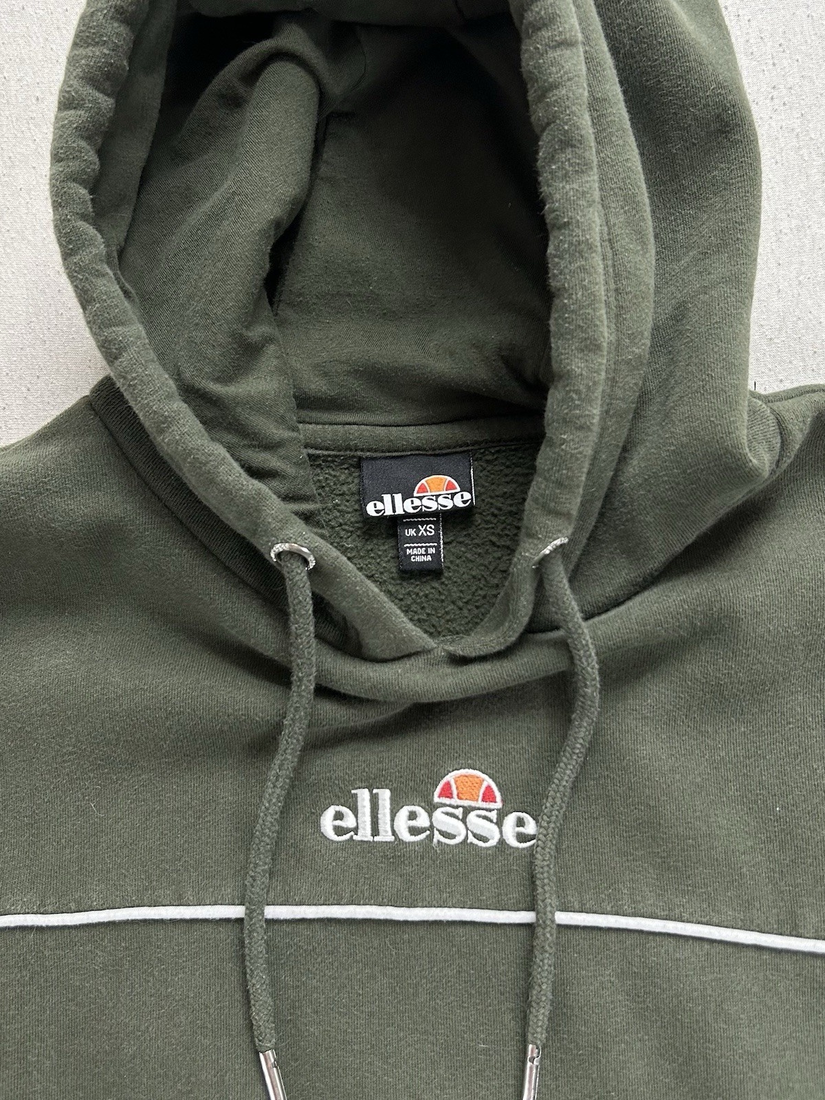 Ellesse Hoodie Damen Größe XS Olivgrün Maße auf den Fotos