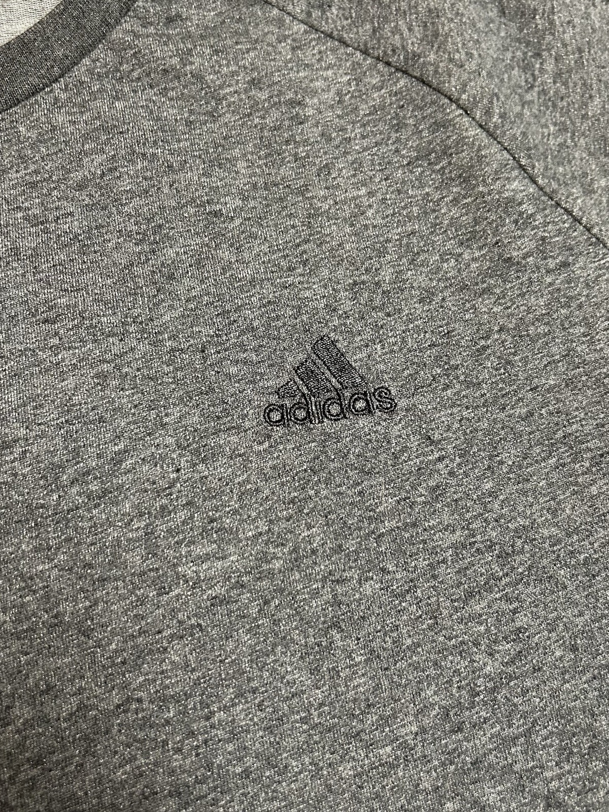 Adidas Performance Essentials Shirt | Größe M | Grau | Vintage 04/2011 | Sport