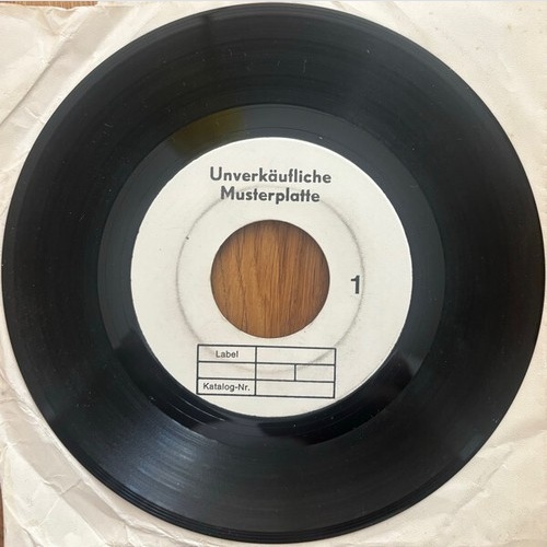 The Court (2) - I Wüü Net (7", Single, TP)