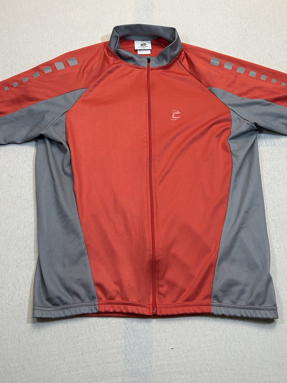 Cannondale Fahrradtrikot mit Taschen M225/Red Herren Größe L Maße auf den Fotos