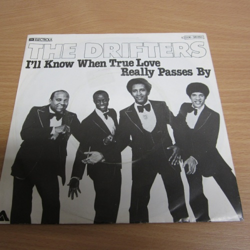 Single / The Drifters ?– I'll Know When True Love Really Passes By / DE PRESS /