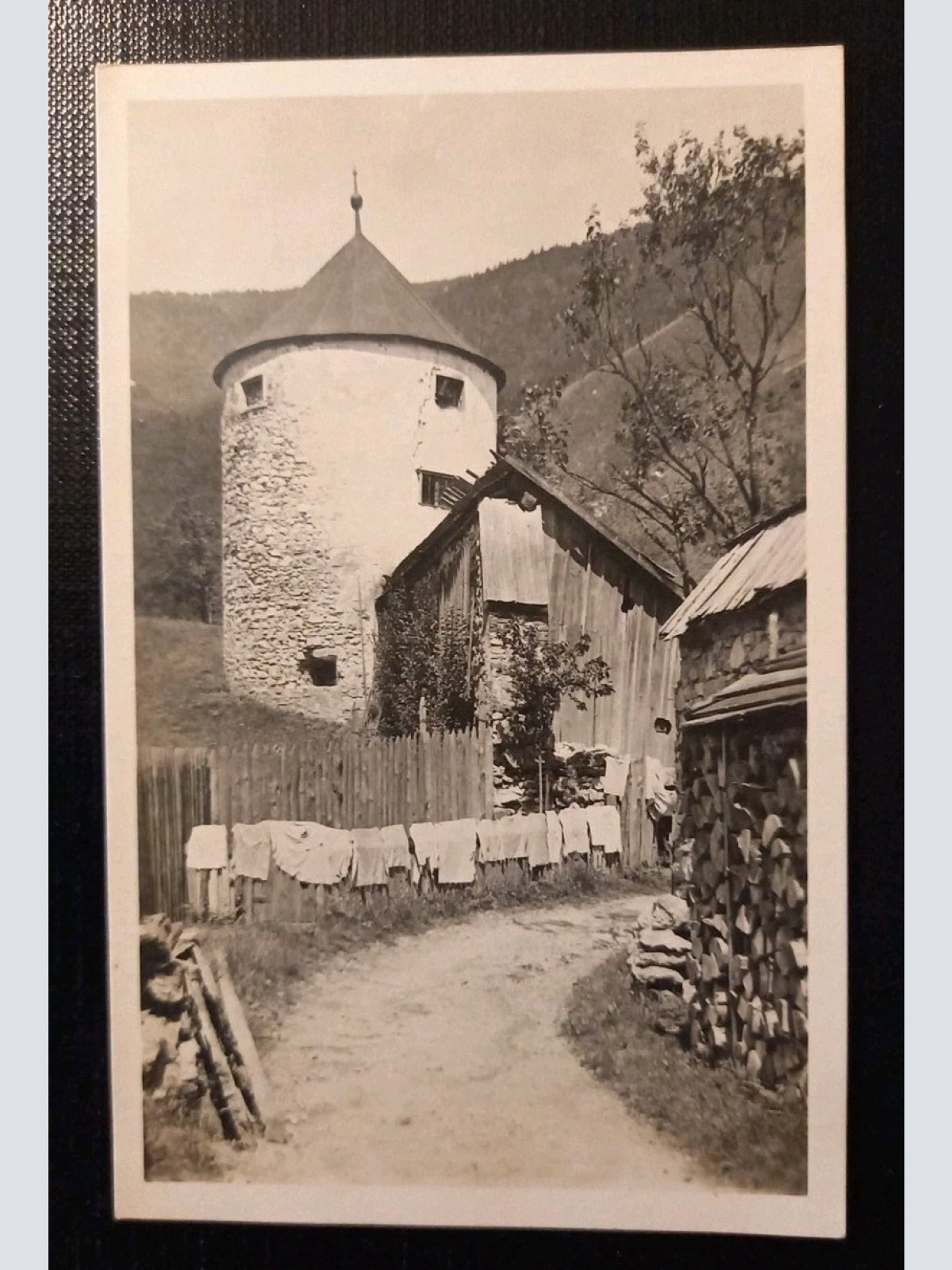 Gaming Scheibbs  Niederösterreich Wäsche Vorm Haus Gr 980 H