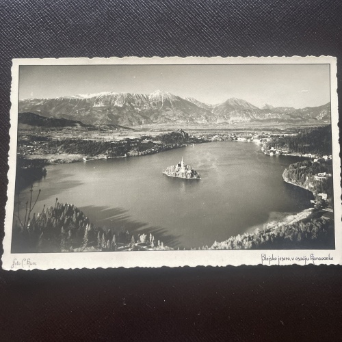 Blejsko jeservo, v ozadju karavanke, See 400739 DN A