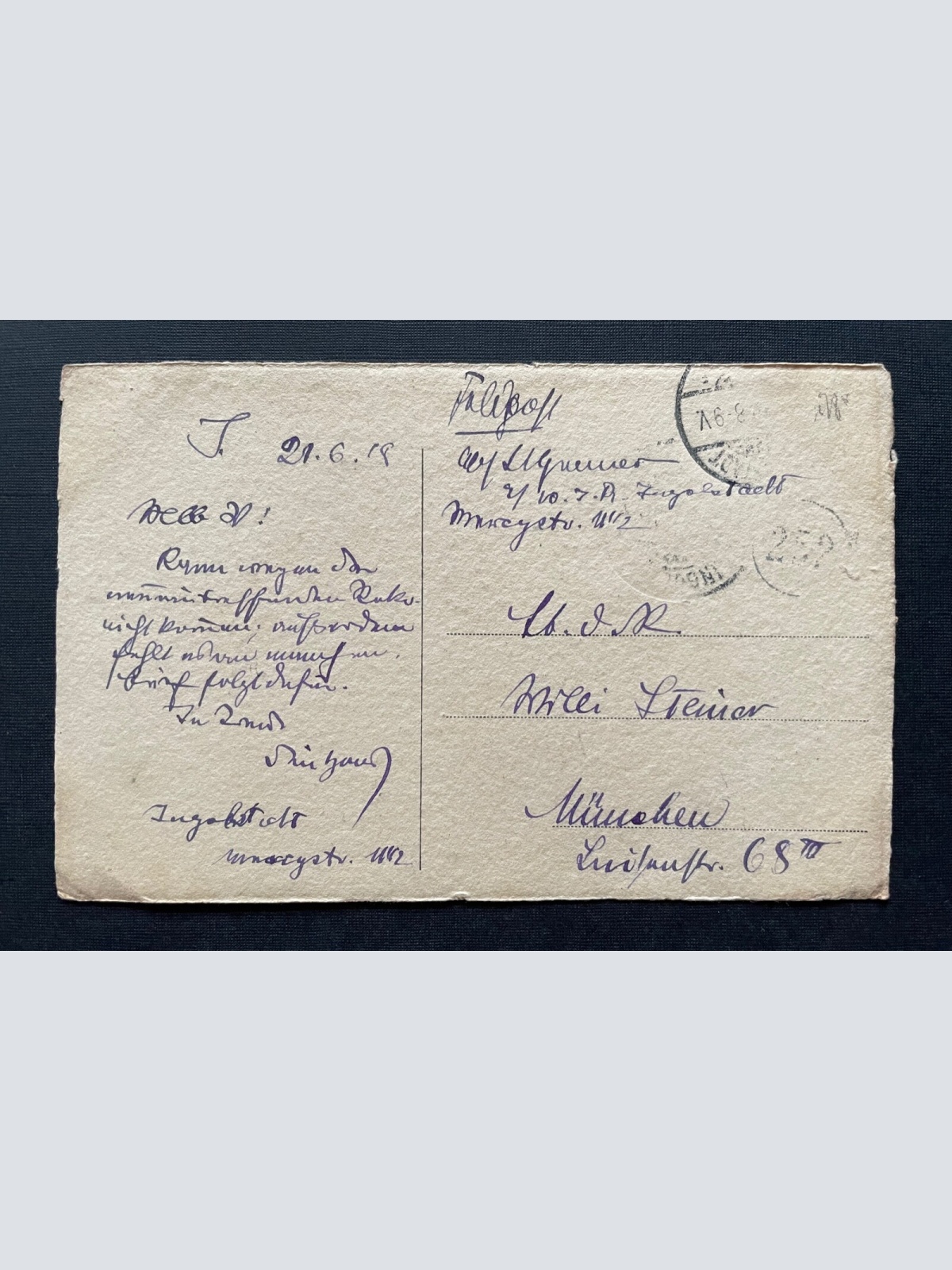 Von allen den Mädchen Frau Krug Kleid Gasse Stadt Kirche Uhrturm 400429  F