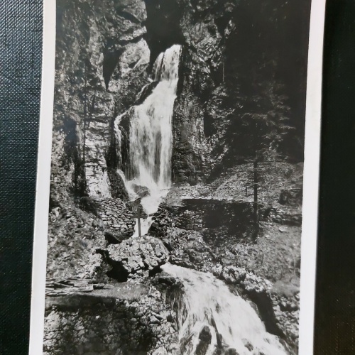 Wasserfall zum Toten Weib Klippe Felsen Klamm 402552 WM