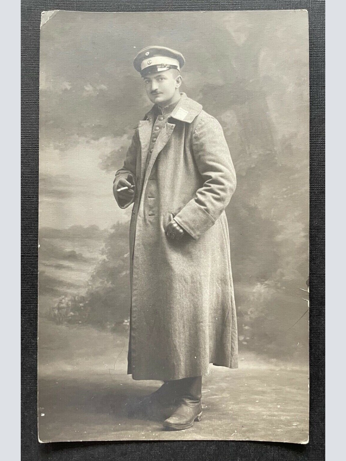 Porträt Soldat Uniform Schirmmütze Mantel Bart Gent Militär Krieg 410100 TH