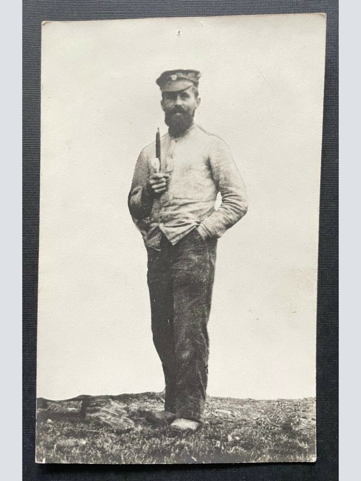 Porträt Soldat Uniform Feldmütze Vollbart Kragen Militär Krieg 410095 TH