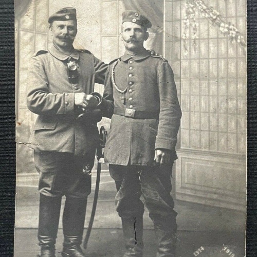 Porträt Soldaten Uniform Barett Degen Bart Militär Krieg 410093 TH