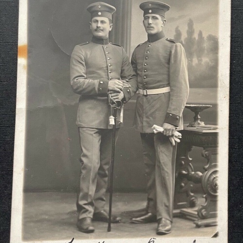 Porträt Soldaten Uniform Schirmmütze Degen Bart Militär Krieg Landshut 410105 TH