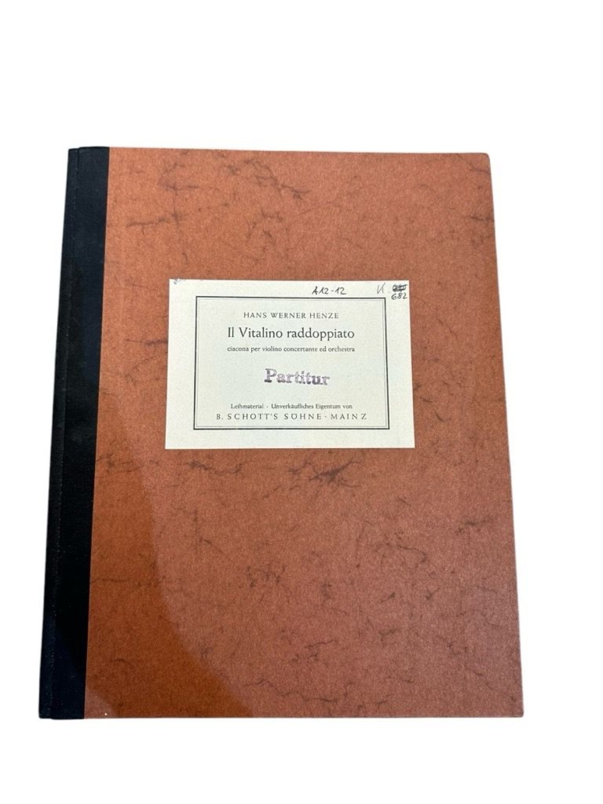 Il Vitalino raddoppiato: ciacona per violino concertante ed orchestra. Partitur.