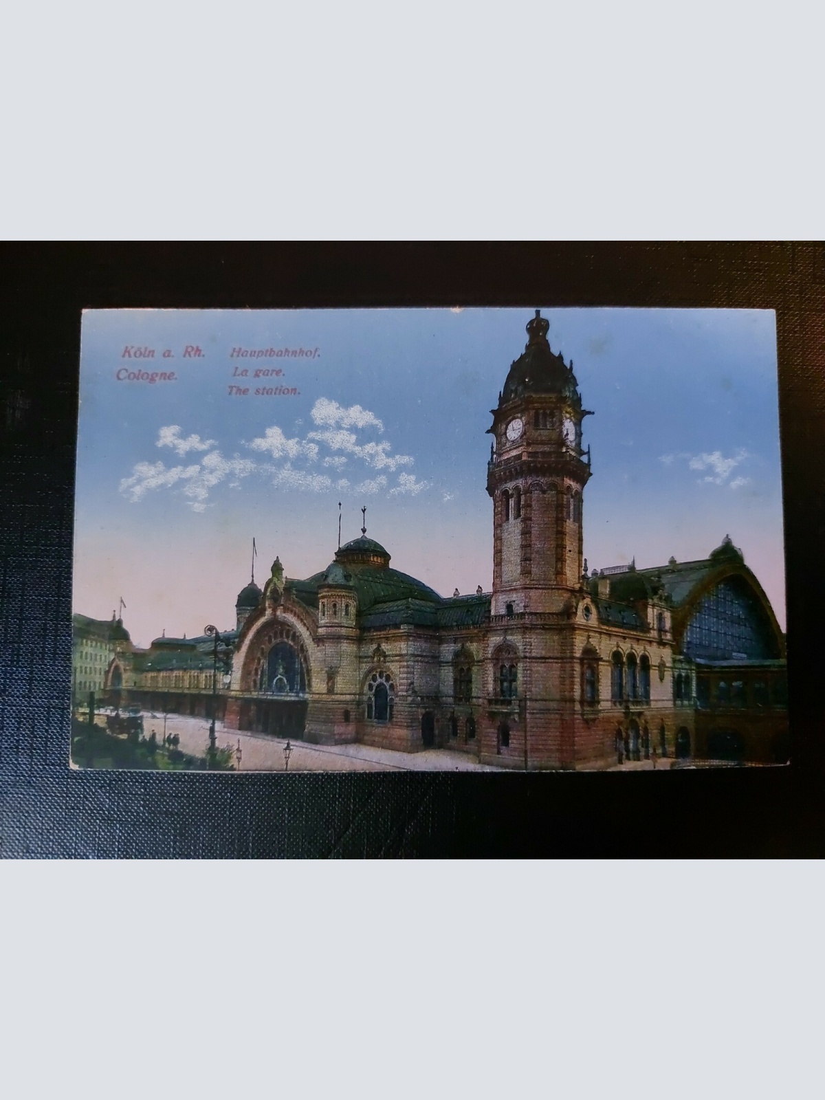 Köln am Rhein Hauptbahnhof Uhrturm Platz Laternen 402588 WM A