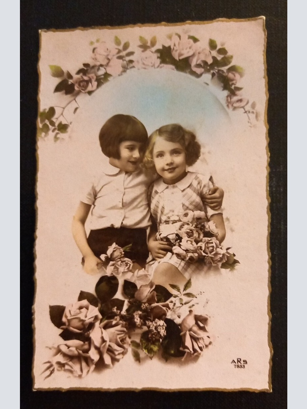 Zwei Mädchen Mit Rosen 600756A Ga G