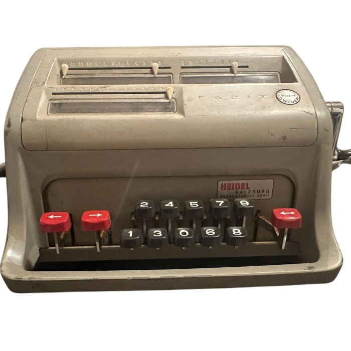 Vintage Calculator Rechenmaschiene Facit C1-13 Made in Sweden  Atvidaberg