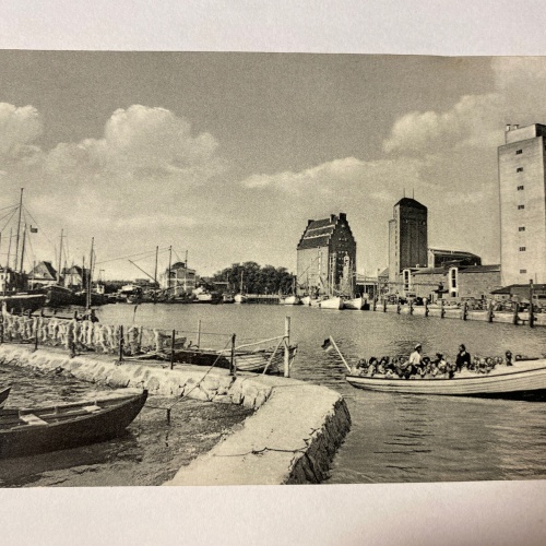Ostseebad Burg - Insel Fehmarn, Hafen mit Fährboot 410004 AH