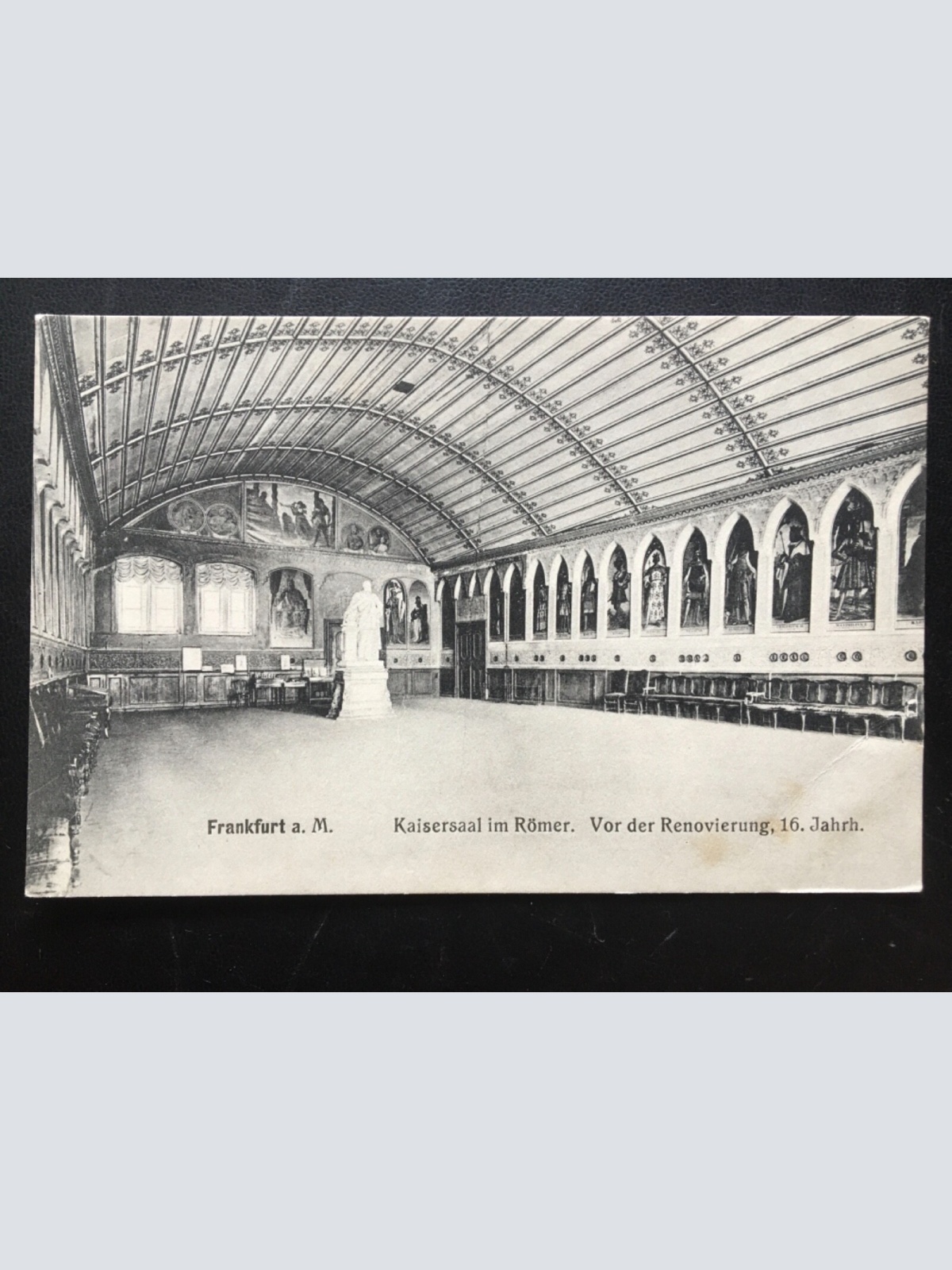 Frankfurt am Main - Kaisersaal im Römer - Vor d. Renovierung 16.Jahrh. 180113 TH