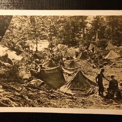 Zeltlager Unter Alten Baumriesen 402447 H Gr