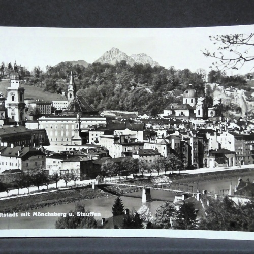 Salzburg Altstadt mit Mönchsberg und Stauffen Salzach JW5641